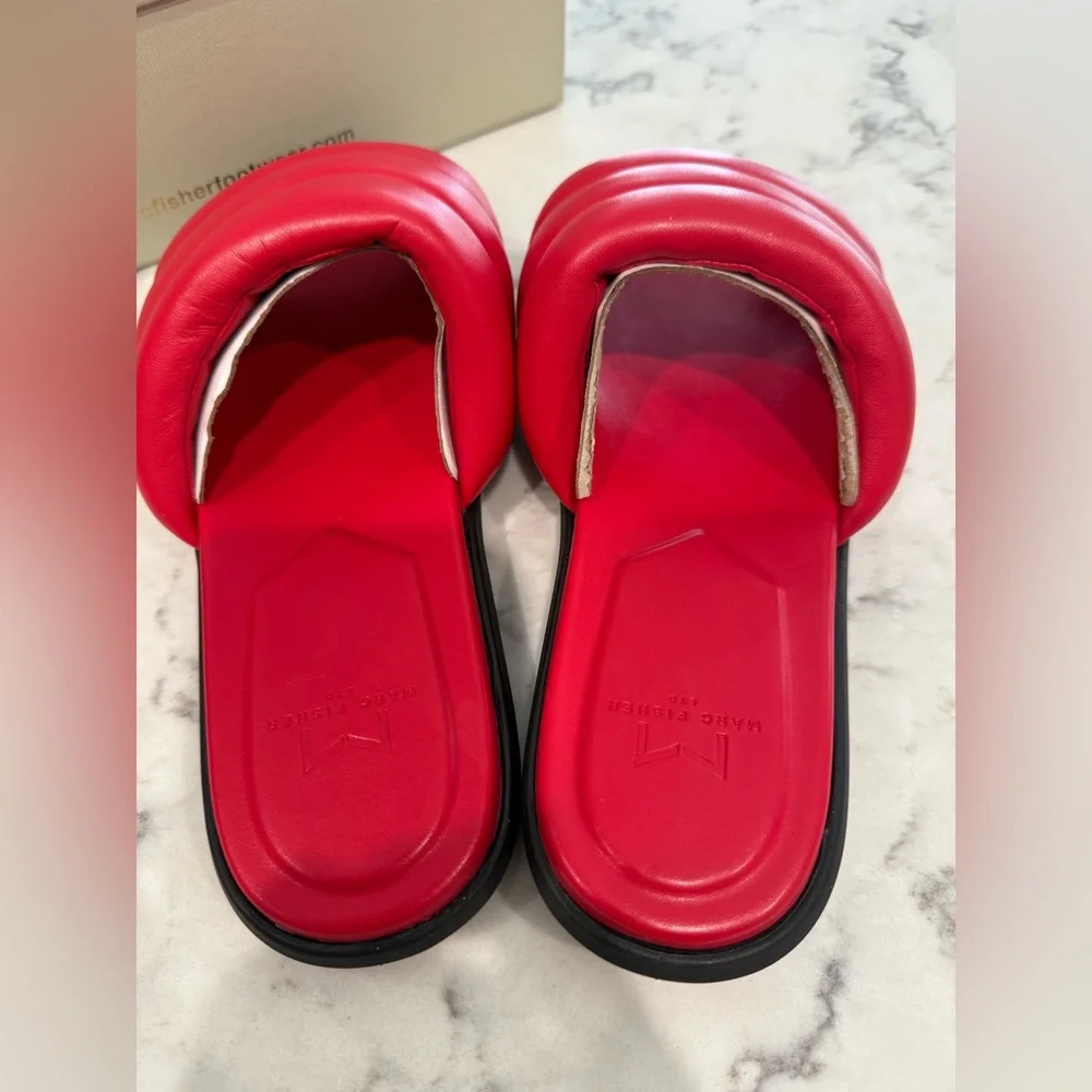 NEW Marc Fisher LTD Yessy Leather Textured Flatform Sandals Tomato Red Women’s 9